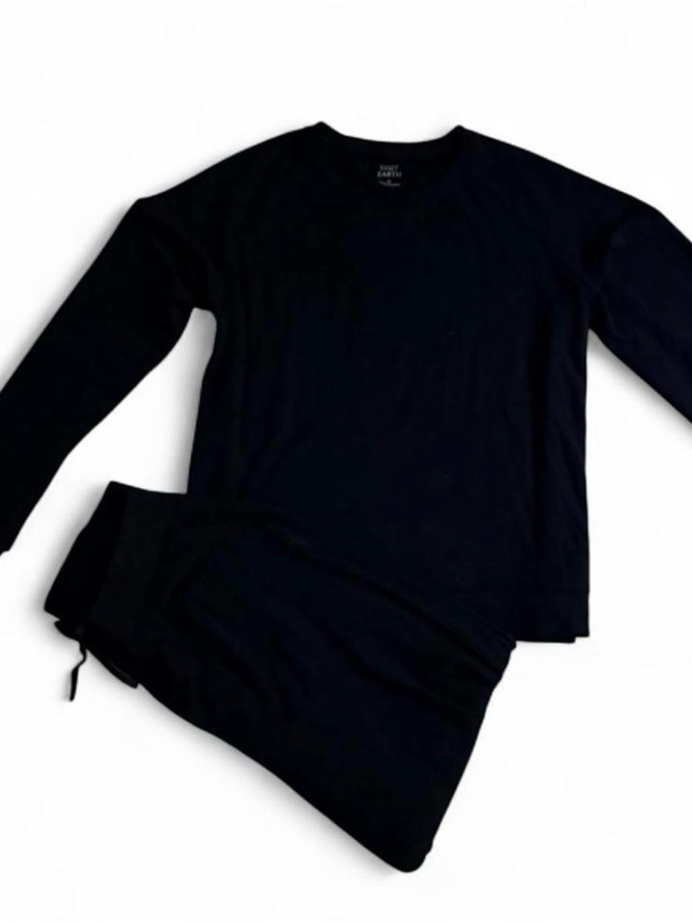 Cozy Earth Bamboo Women’s Black Long-Sleeve Pajama Set